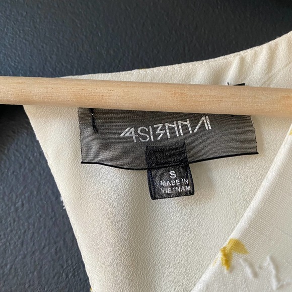 4SI3NNA Luna White and Yellow Floral Print Maxi Romper Small - Picture 9 of 16